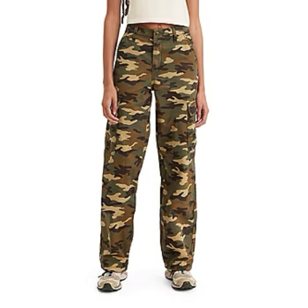 Levi's 94 Baggy Womens Mid Rise Straight Cargo Pant